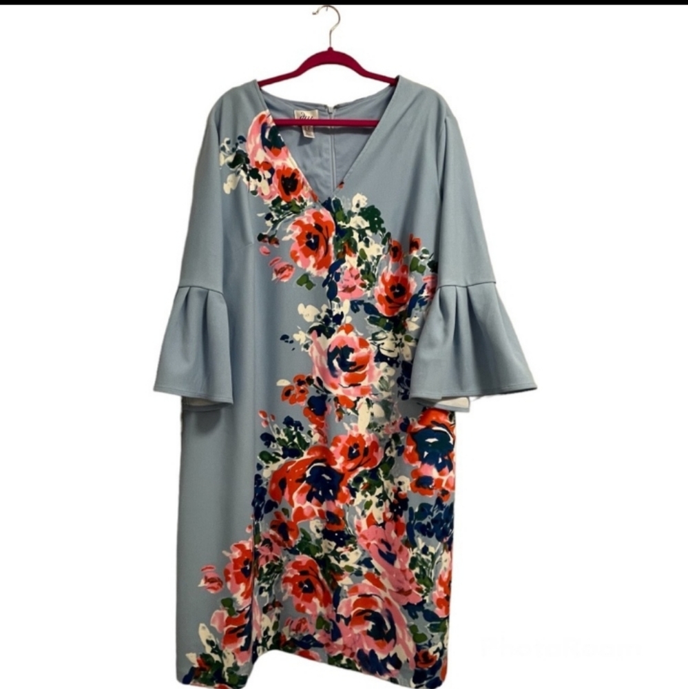 Donna Morgan | Bell Sleeve Blue & Pink Floral Dress